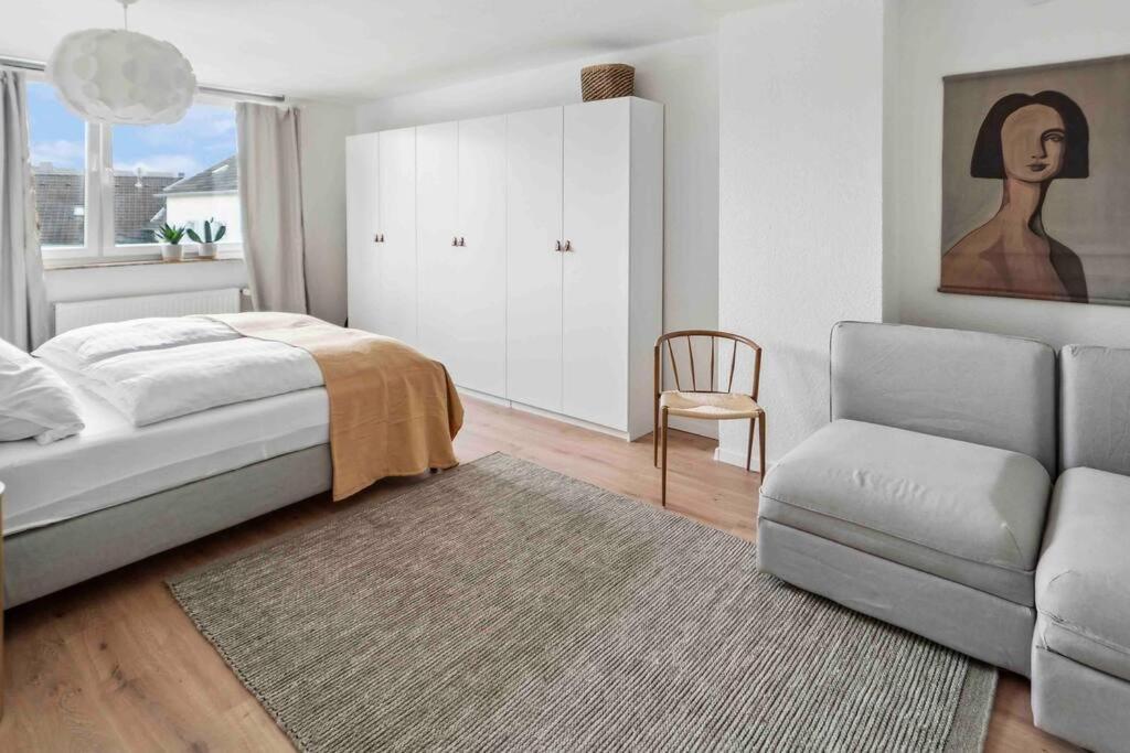 Stylischer Wohntraum Ronsdorf Naehe Dus & Dortmund & Koeln & Essen Apartment